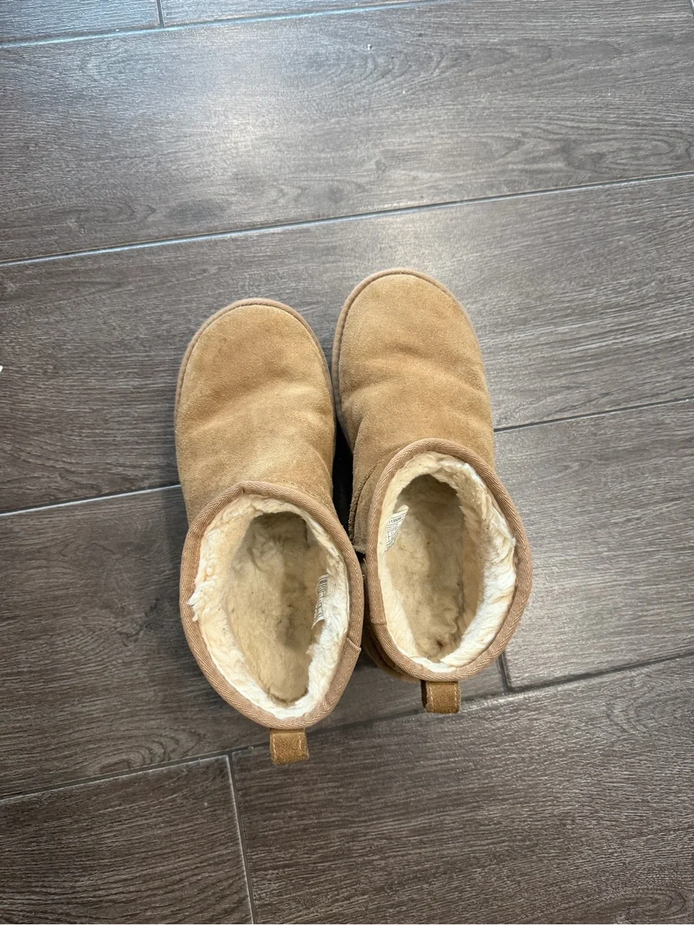 Ugg Mini Platform chestnut Boots Size 10